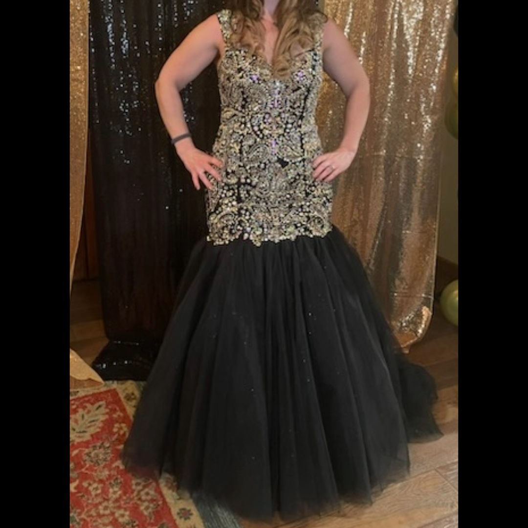 Black Evening Gown, Tulle Mermaid Skirt & Sequin Accents - gently used - size 8 - Image 2