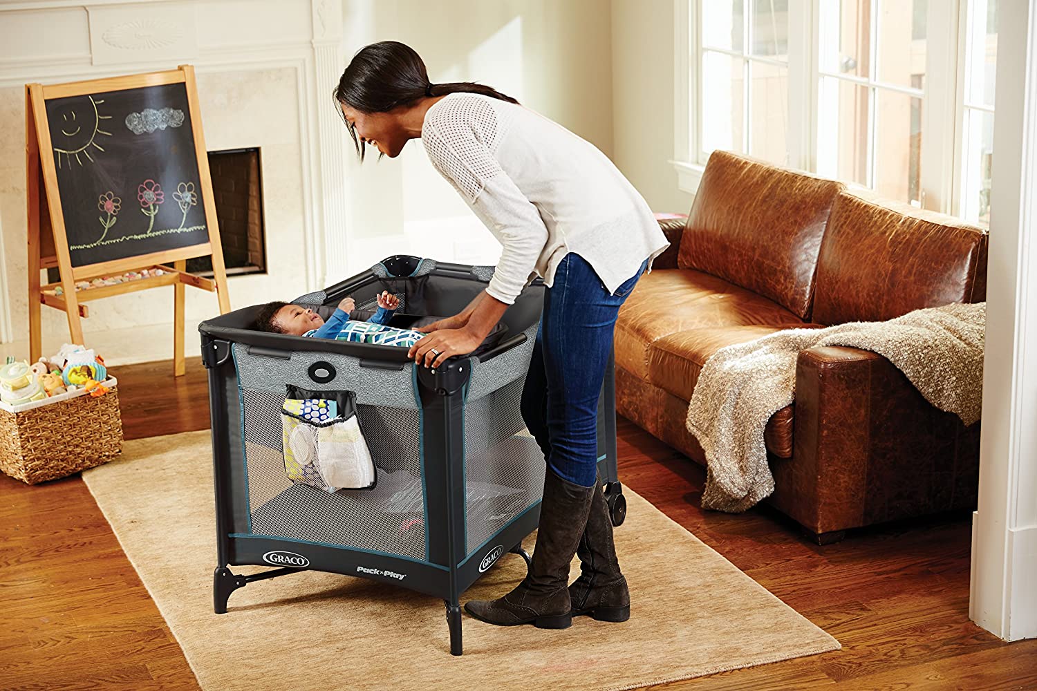 Graco Pack 'n Play Simple Solutions Playard with Bassinet, Darcie - Image 2