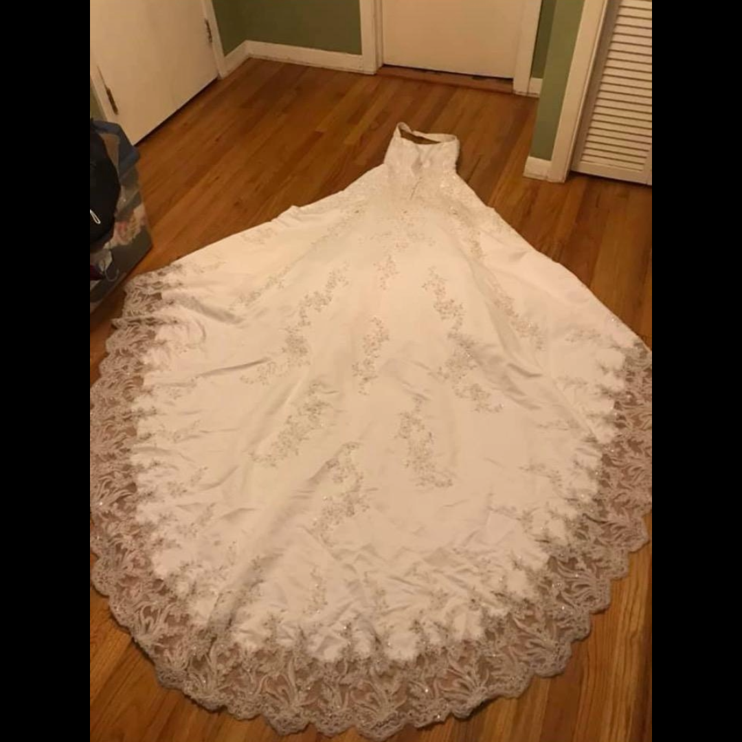 White Wedding Dress, Lace & Sequin Accents - gently used - size 10 - Image 6